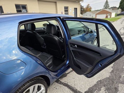 Used 2017 Volkswagen Golf SEL image 15