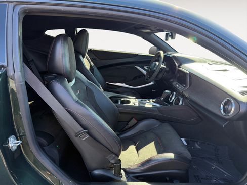 Used 2020 Chevrolet Camaro ZL1 RWD image 19