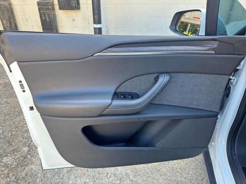 Used 2024 Tesla Model X AWD/4WD image 48