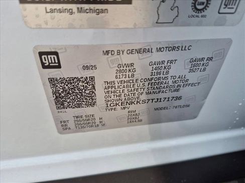 Used 2026 GMC Acadia Elevation w/ Elevation Premium Package FWD image 15