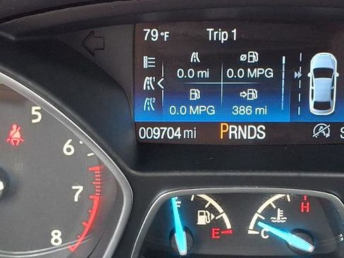 Certified 2018 Ford Escape Titanium w/ Ford Safe & Smart Package image 21