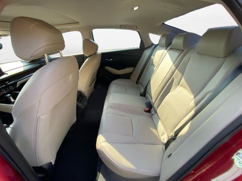 Used 2023 Honda Accord Touring image 16