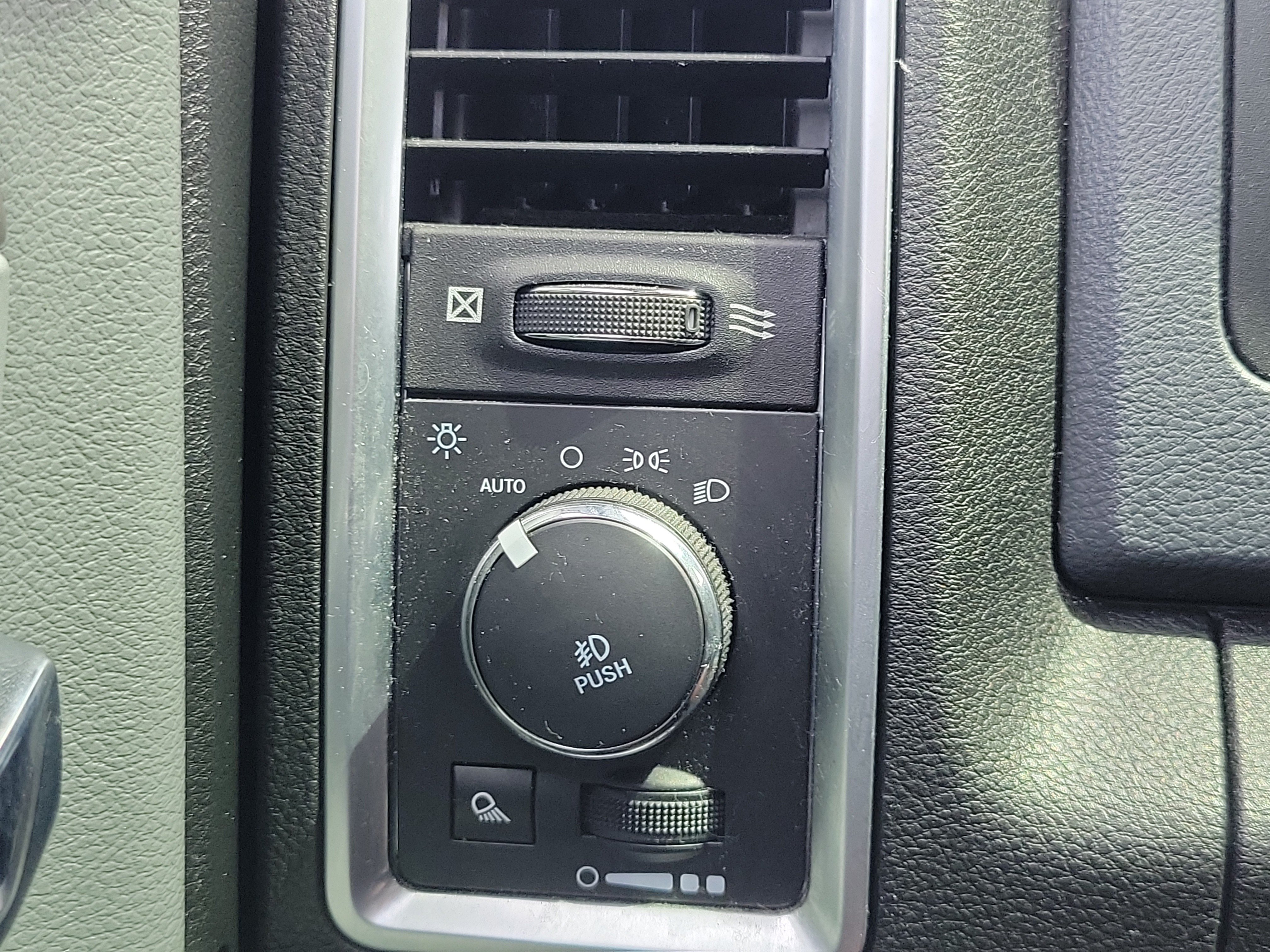 Used 2019 RAM 1500 Warlock w/ Electronics Group RWD image 22