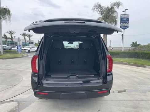 Used 2024 GMC Yukon AT4 w/ Max Trailering Package image 27