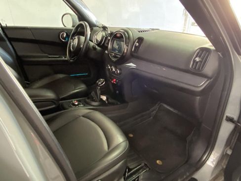 Used 2019 MINI Cooper Countryman FWD image 8
