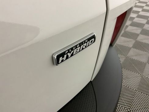 Used 2025 Ford Escape SE FWD image 13