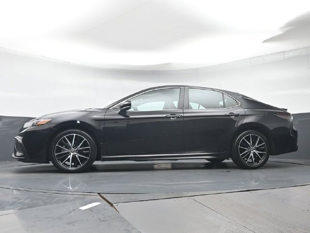 Certified 2024 Toyota Camry SE w/ Cold Weather Package AWD/4WD image 29