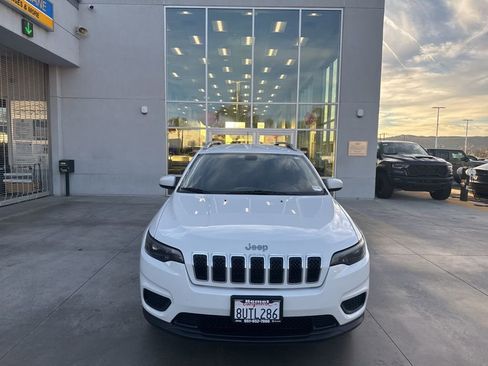 Used 2020 Jeep Cherokee Latitude image 3