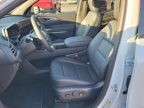 New 2026 Chevrolet Traverse LT FWD image 15