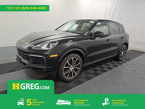 Used 2023 Porsche Cayenne AWD/4WD image 1