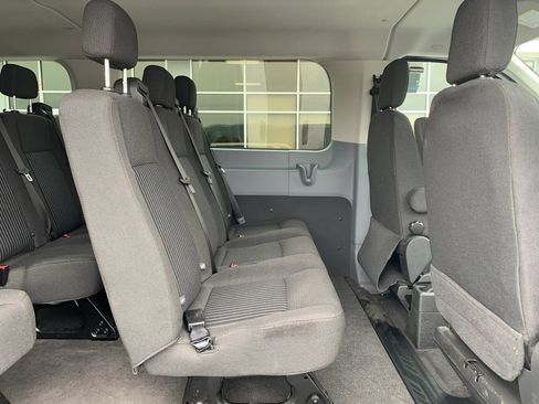 Used 2016 Ford Transit 350 XL RWD image 26