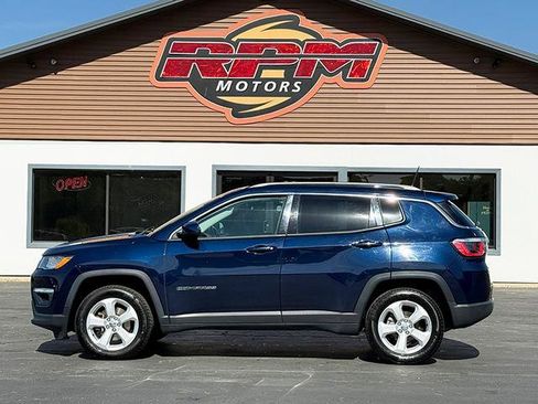 Used 2017 Jeep Compass Latitude AWD/4WD image 5