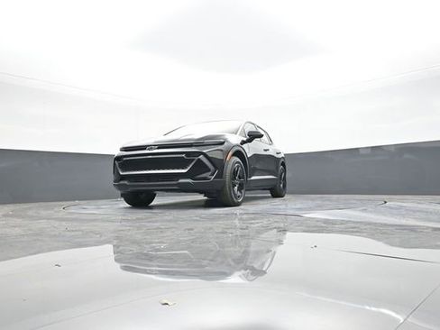 New 2026 Chevrolet Equinox EV LT w/ Midnight Package FWD image 49