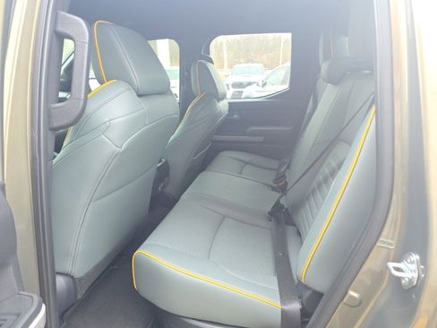 Used 2025 Toyota Tacoma Trailhunter image 12