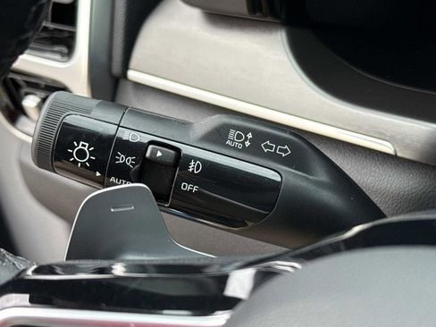 Used 2023 Kia Sorento SX image 40