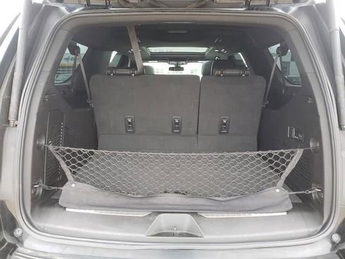 Used 2022 GMC Yukon XL AT4 AWD/4WD image 6