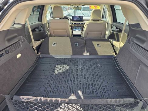 Used 2022 Lincoln Nautilus Reserve w/ Equipment Group 201A image 33