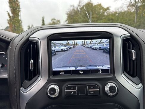 Used 2021 GMC Sierra 1500 SLE image 28