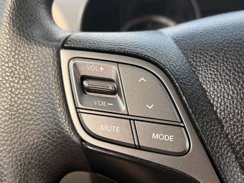 Used 2013 Hyundai Santa Fe Sport AWD/4WD image 21