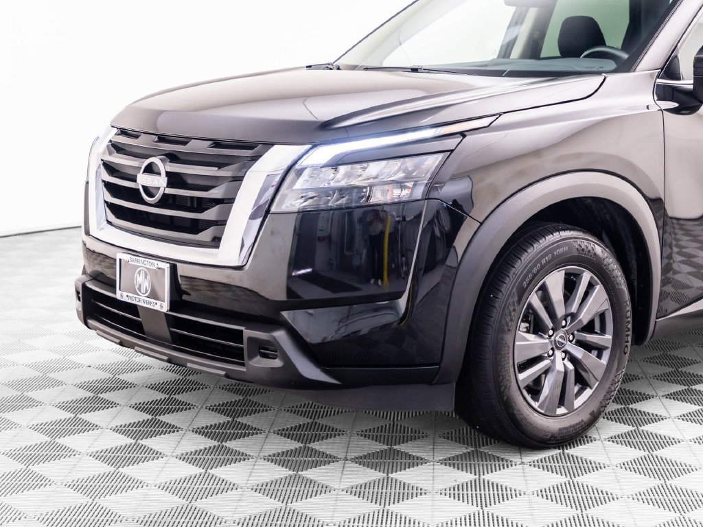 Used 2024 Nissan Pathfinder SV AWD/4WD image 41