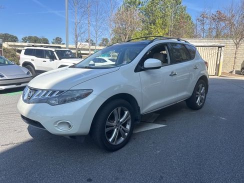 Used 2010 Nissan Murano LE w/ Navigation Pkg image 3