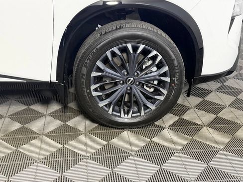 Used 2025 Nissan Rogue Platinum w/ Tech Package AWD/4WD image 12