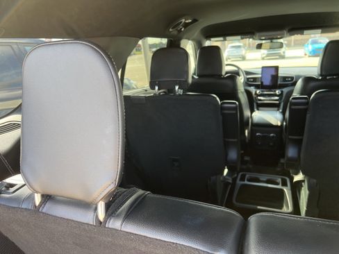 Used 2021 Ford Explorer ST w/ Equipment Group 401A image 7