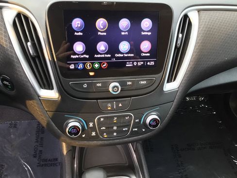 Used 2023 Chevrolet Malibu LT image 11