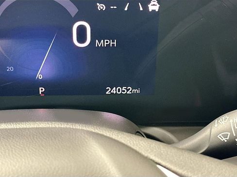 Used 2024 Buick Encore GX Sport Touring image 45