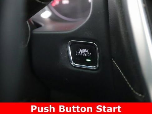 Used 2023 GMC Acadia SLT image 22