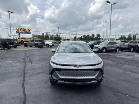 Certified 2024 Chevrolet Equinox EV LT FWD image 7