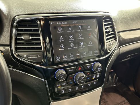 Used 2020 Jeep Grand Cherokee Trailhawk w/ Interior Metal Package image 17