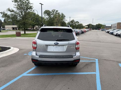 Used 2014 Subaru Forester 2.5i Touring AWD/4WD image 6