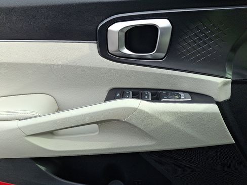 Used 2021 Kia Sorento S w/ Panoramic Sunroof Package image 11