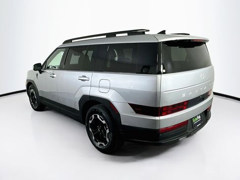 Used 2025 Hyundai Santa Fe SEL FWD image 5