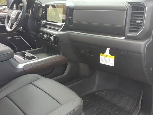 New 2026 GMC Sierra 2500 SLT w/ SLT Premium Package image 30