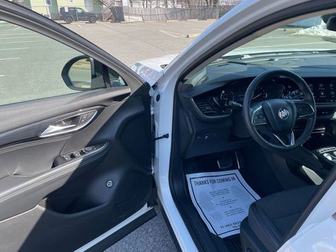 Used 2023 Buick Envision Preferred w/ Sport Touring Package image 10