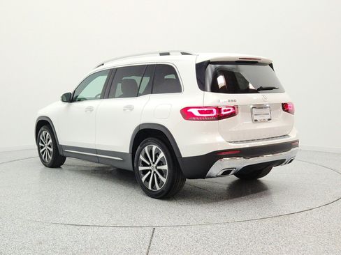 Used 2022 Mercedes-Benz GLB 250 image 7