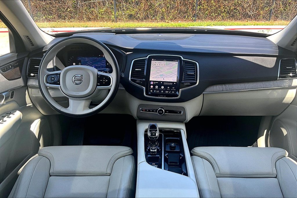 Certified 2024 Volvo XC90 T8 Ultimate w/ Protection Package Premier AWD/4WD image 14