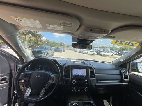 Used 2021 Ford Expedition Platinum RWD image 11