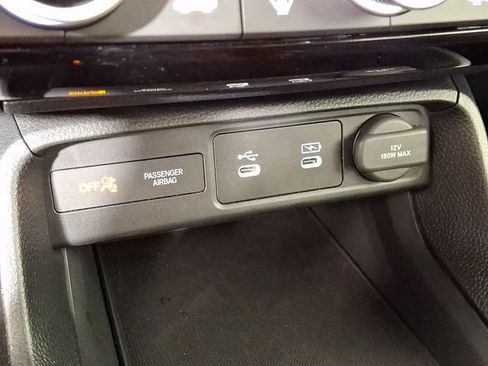 Used 2025 Honda Civic Sport image 24