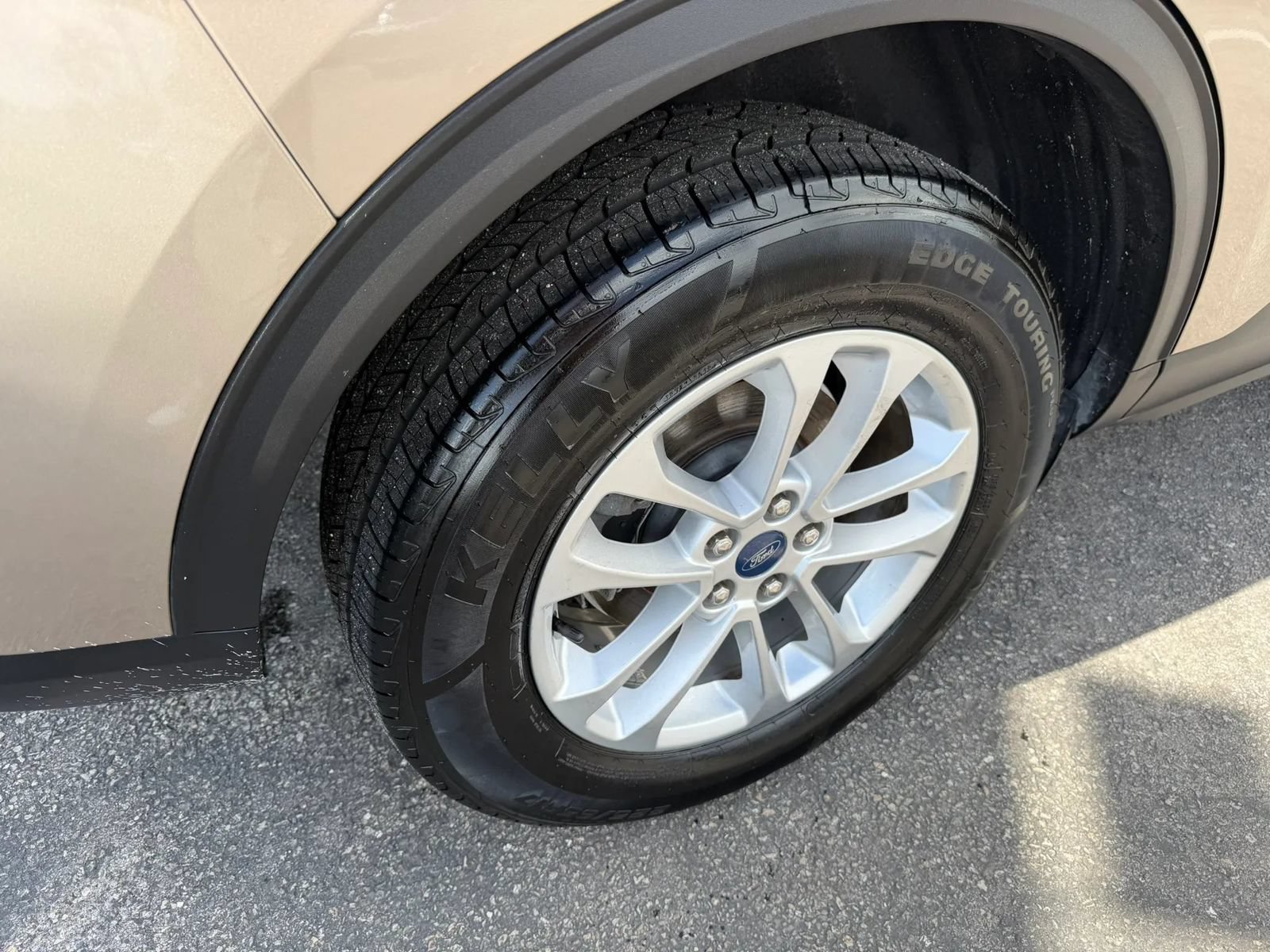 Used 2020 Ford Escape SE AWD/4WD image 36