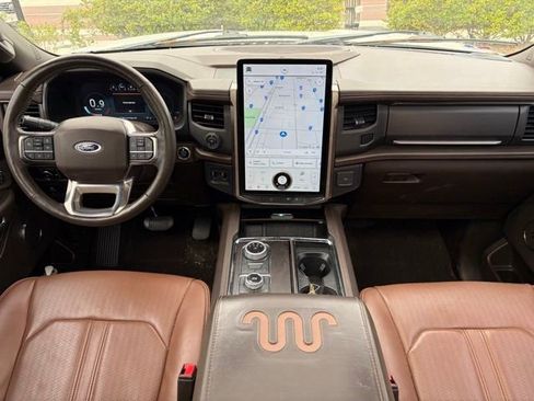 Used 2022 Ford Expedition Max King Ranch image 6
