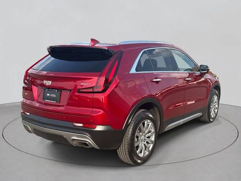 Certified 2023 Cadillac XT4 Premium Luxury w/ Cold Weather Package AWD/4WD image 5