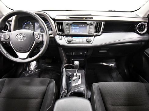 Used 2018 Toyota RAV4 XLE w/ Plus Extra Value Package AWD/4WD image 3