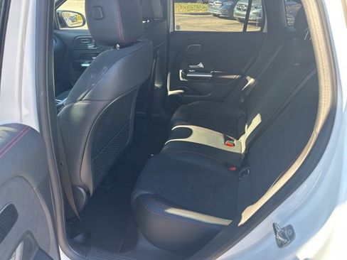 Used 2025 Mercedes-Benz GLA 250 GLA 250 image 9