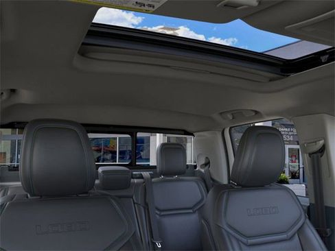 New 2025 Ford Maverick Lobo image 12