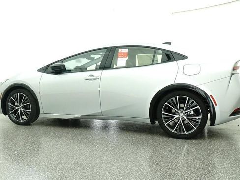 New 2026 Toyota Prius Limited FWD image 20