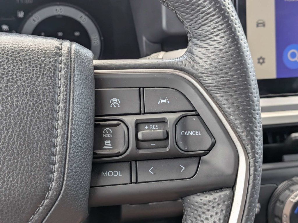 Used 2025 Toyota Tacoma TRD Sport w/ TRD Sport Premium Package AWD/4WD image 24