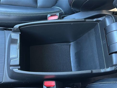 Used 2024 Ford Escape Platinum image 24